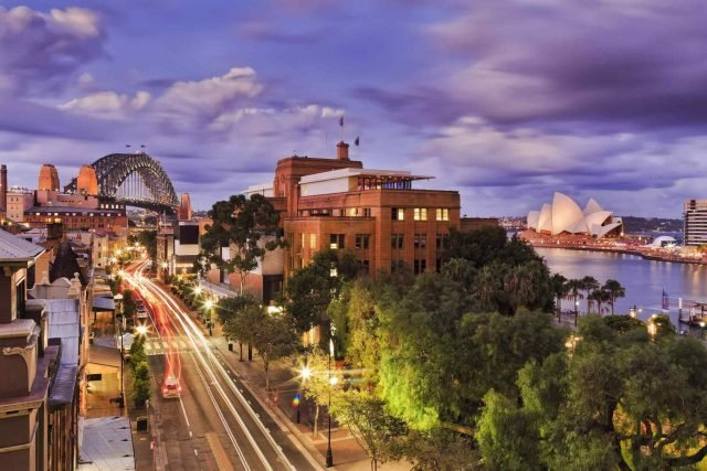 https://akimbatours.com/wp-content/uploads/2018/09/destination-sydney-06-640x427.jpg