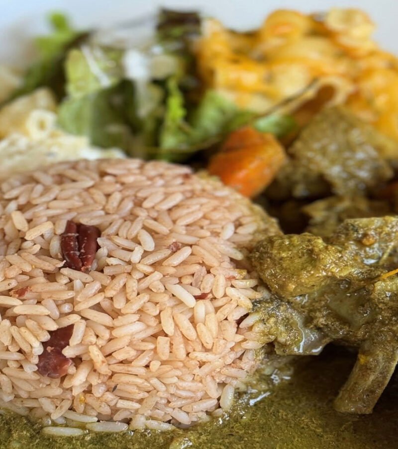 Sightseeing Tour with a Taste of St. Kitts